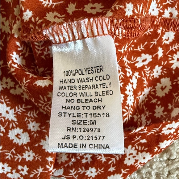 Entro Floral Ruffle Tank Top - Rust Red - Picture 5 of 6